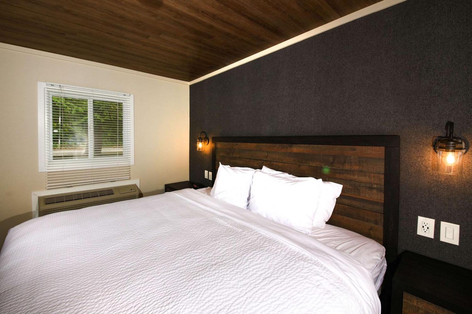 Bayview Wildwood Resort, Ascend Hotel Collection Severn 外观 照片